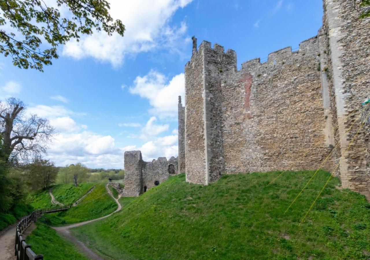 The Keep - Framlingham Apartment Bagian luar foto